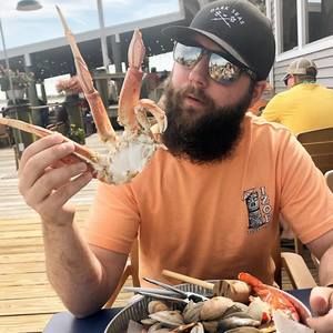 Meet your Posher, Chase r.